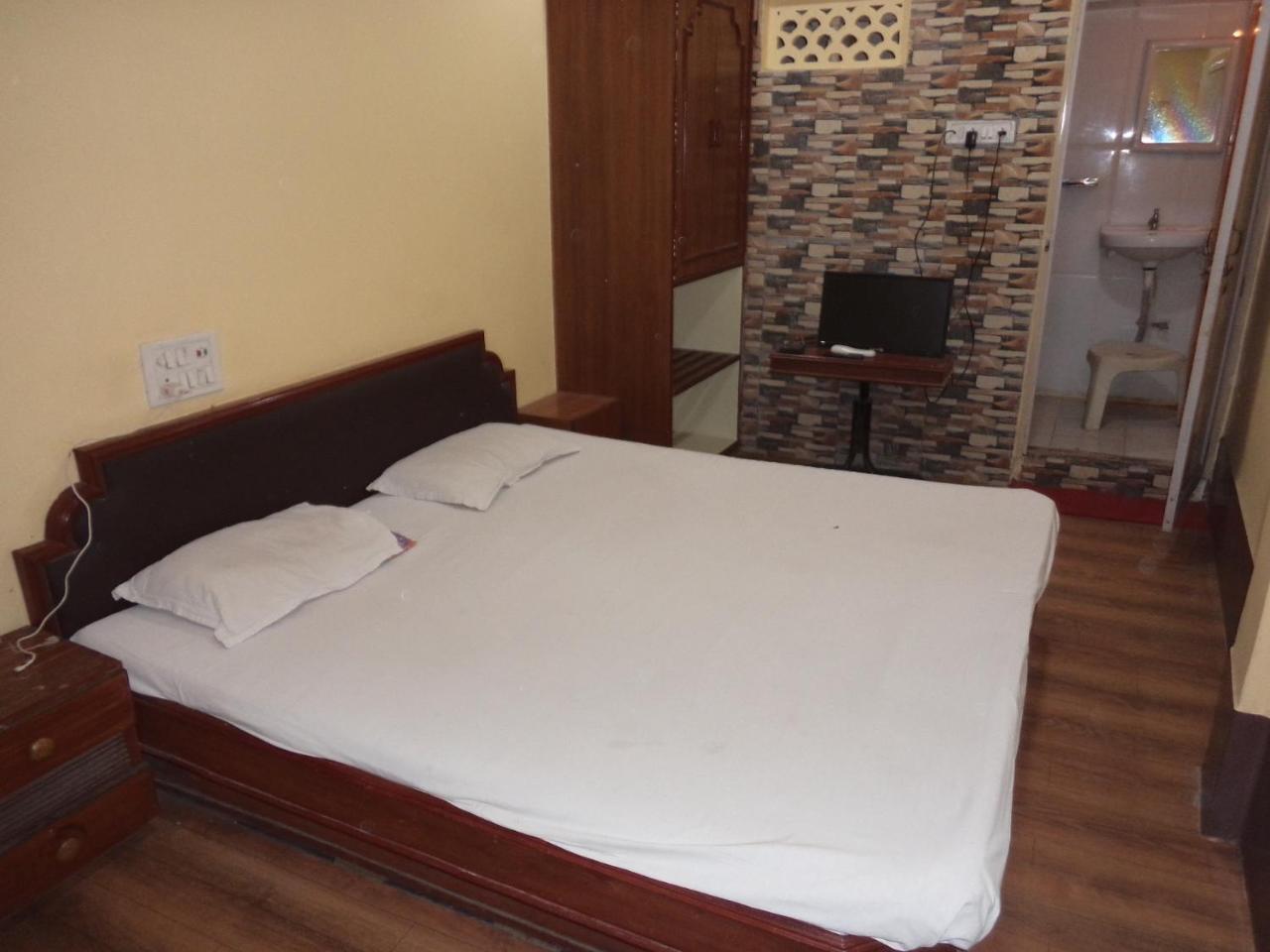 Hotel Neelkamal Indore Extérieur photo